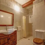 5 Bedroom With Private Pool & Views