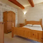5 Bedroom With Private Pool & Views 펜션
