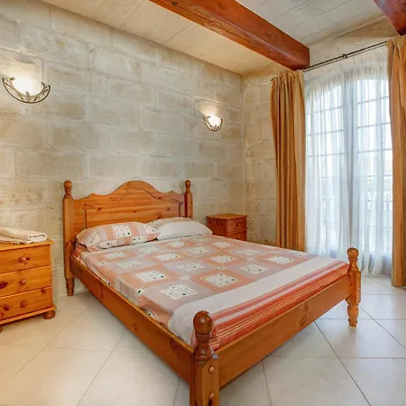 5 Bedroom With Private Pool & Views Σπίτι διακοπών *